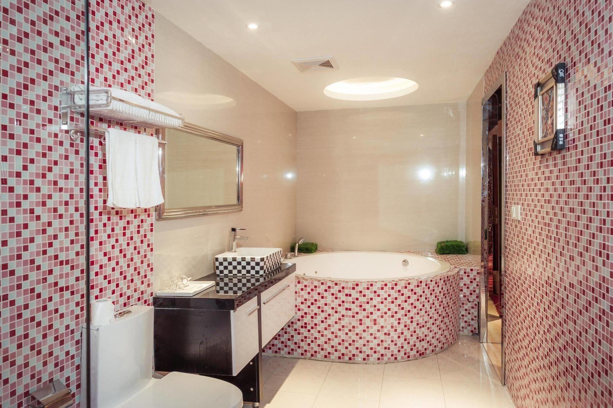 Milan Fashion Hotel Deqing Εξωτερικό φωτογραφία
