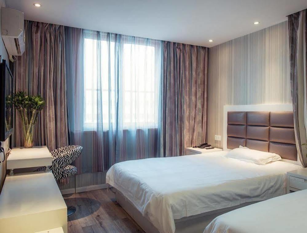 Milan Fashion Hotel Deqing Εξωτερικό φωτογραφία